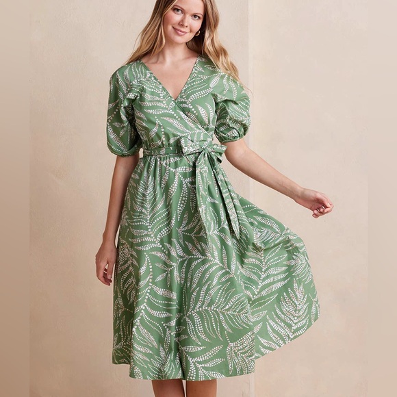 summersalt Dresses & Skirts - SUMMERSALT size L The Coastal Poplin Puff-Sleeve Wrap Midi Dress green